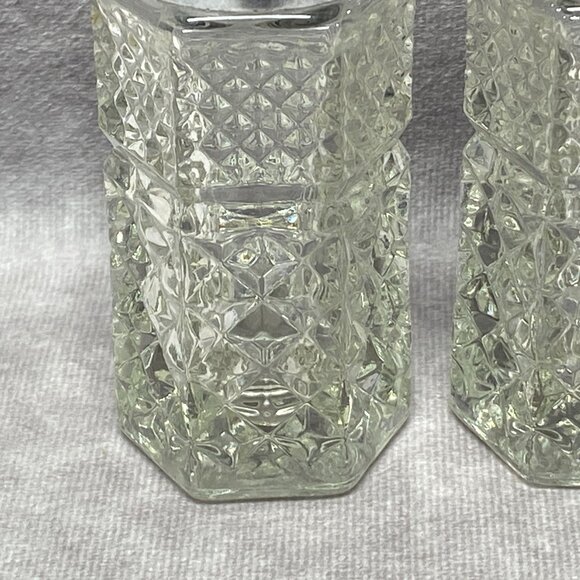 Vintage Wexford Pressed Glass Salt & Pepper Shakers With Chrome Plastic Tops - Picture 2 of 12